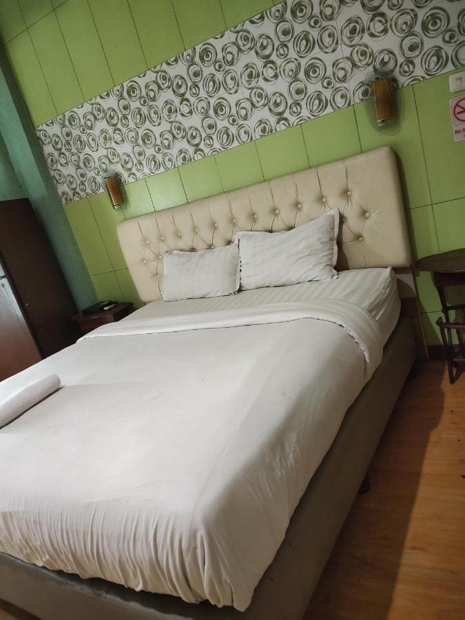 Mojokerto Classic Homestay Exteriör bild