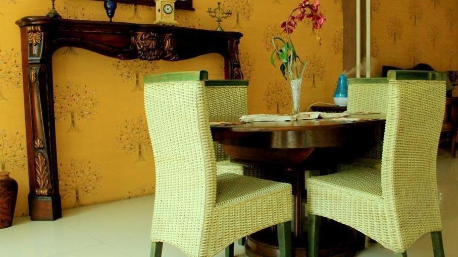 Mojokerto Classic Homestay Exteriör bild